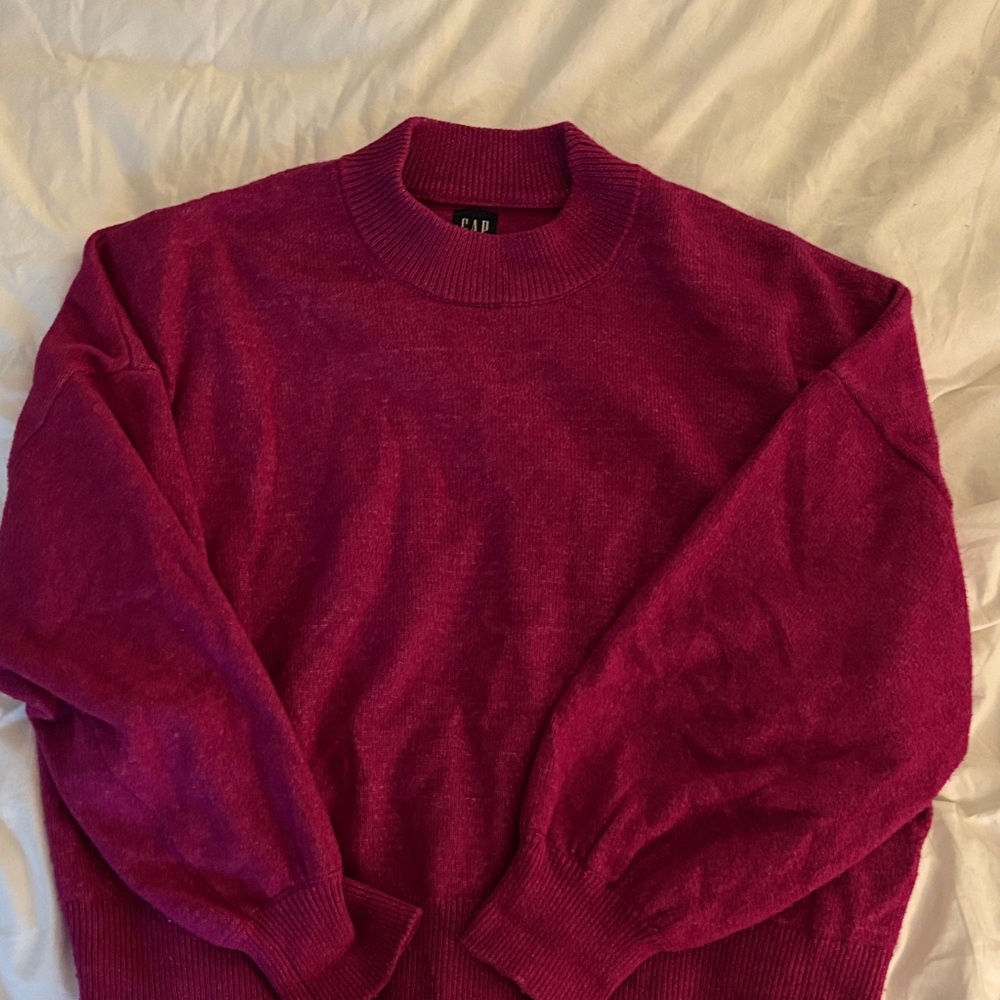 GAP Women's Fuchsia Crewneck Sweater